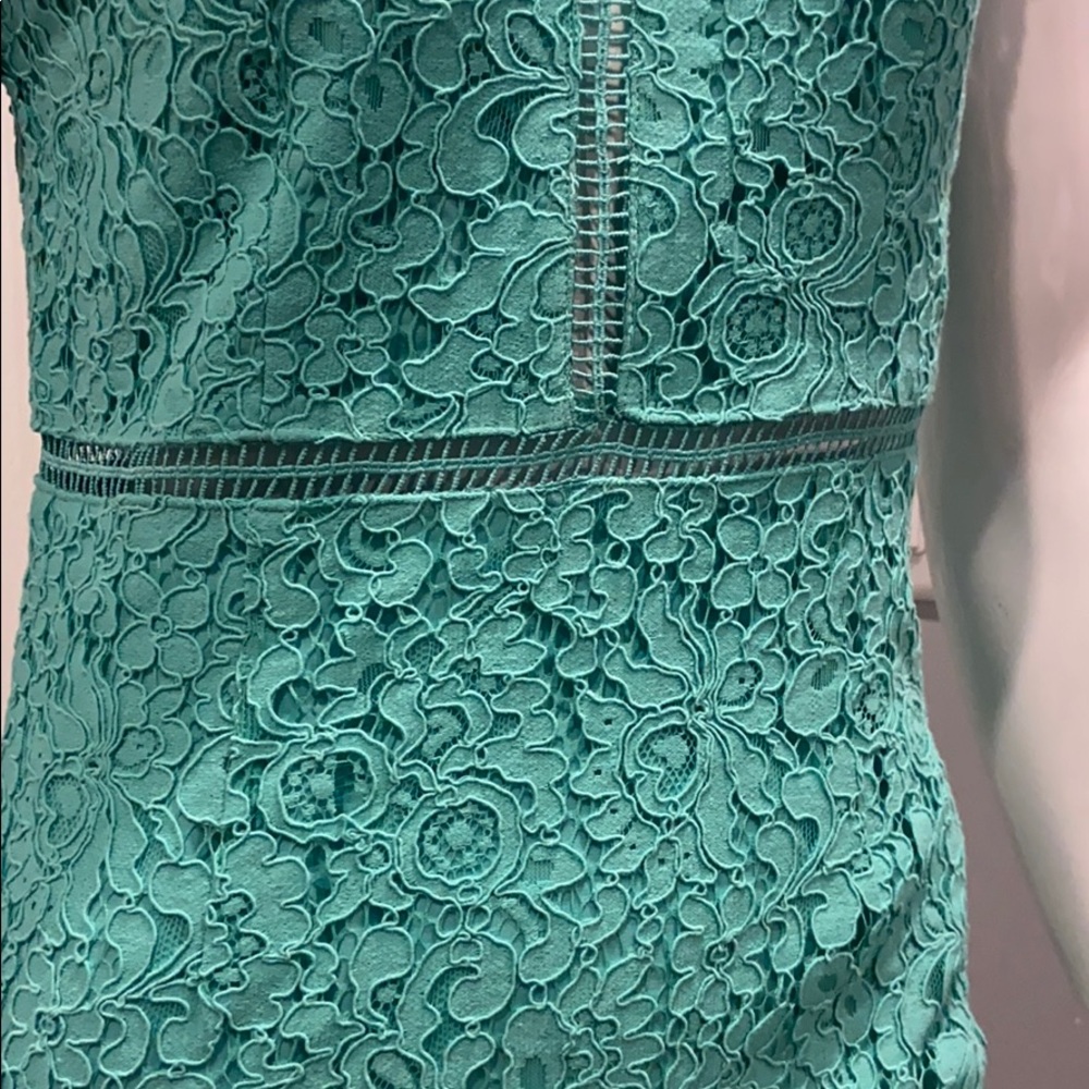 NWOT Bardot size XS, S, and M lace dress - Picture 4 of 9
